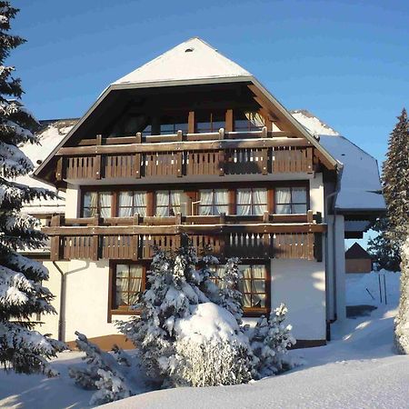 Lowen Patisserie Schoenwald im Schwarzwald Exterior photo